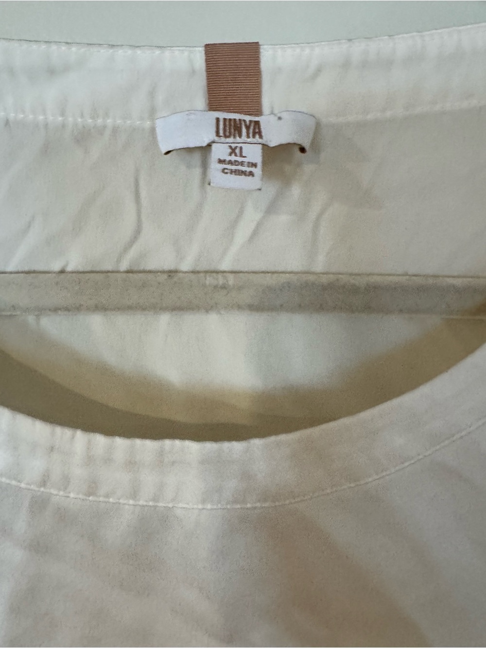 lunya Washable Silk Cream Short-Sleeve Pocket Sleep Top & Shorts Set - Picture 5 of 7